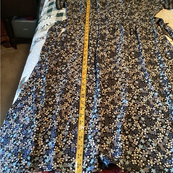 Dress XL MAX Studio - Picture 2 of 10